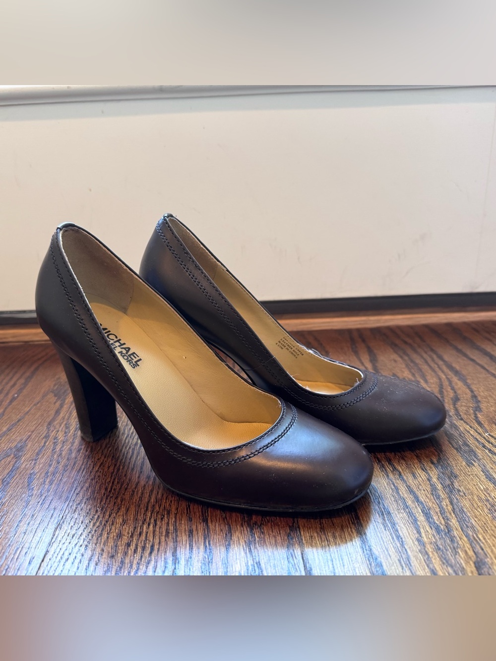 Michael Kors Dark Brown Leather Round-Toe Pumps - 3.5 Inch Heel